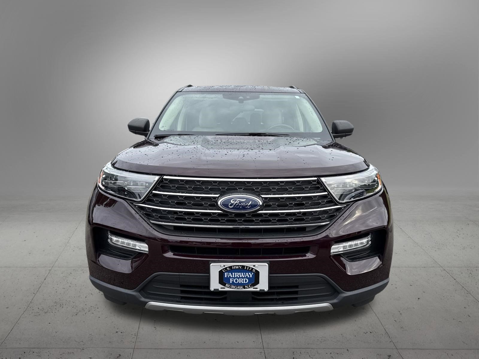 Certified 2023 Ford Explorer XLT w/ Equipment Group 202A AWD/4WD image 7