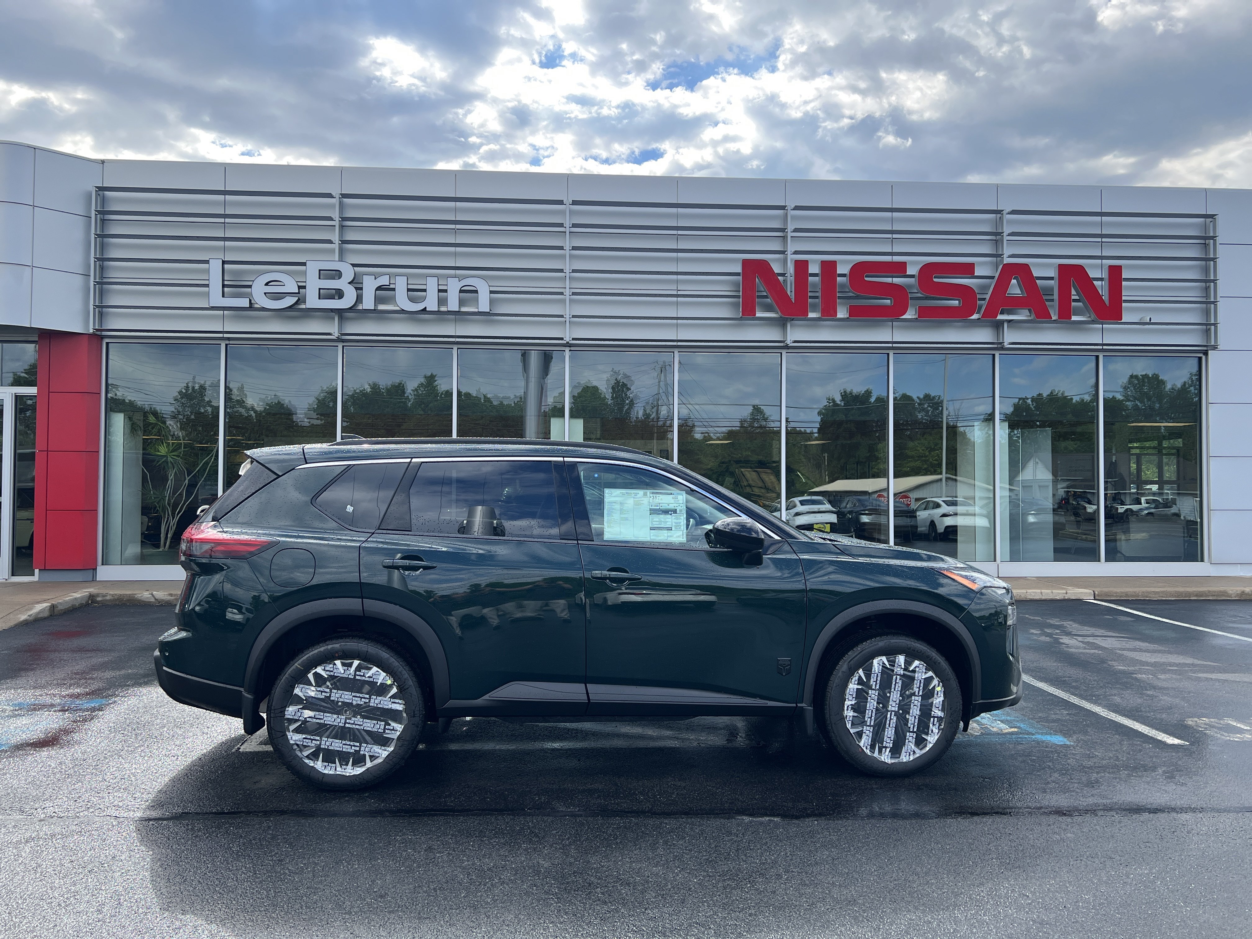 New 2026 Nissan Rogue Dark Armor AWD/4WD image 1