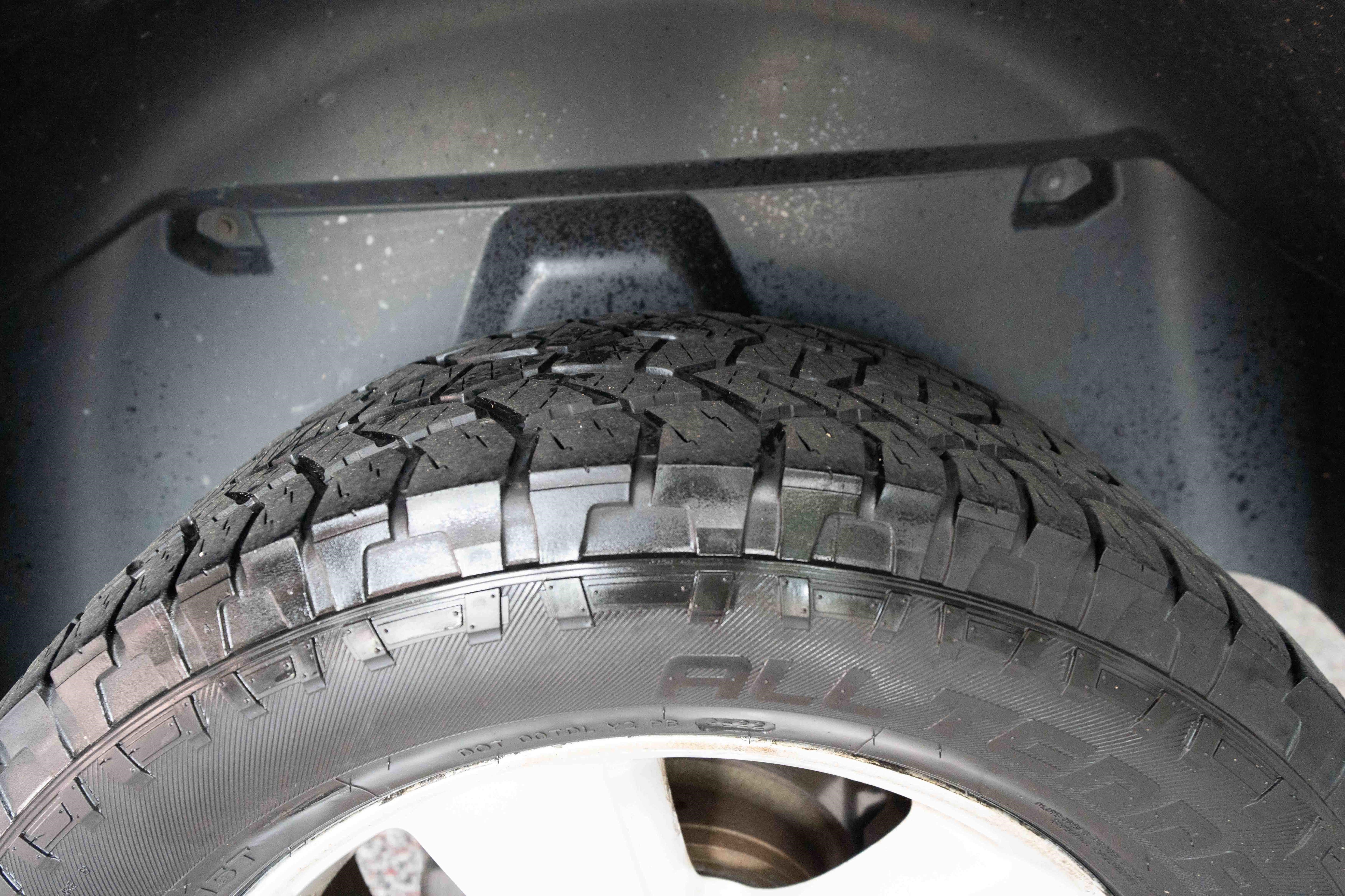 Used 2014 RAM 1500 Classic SLT AWD/4WD image 28