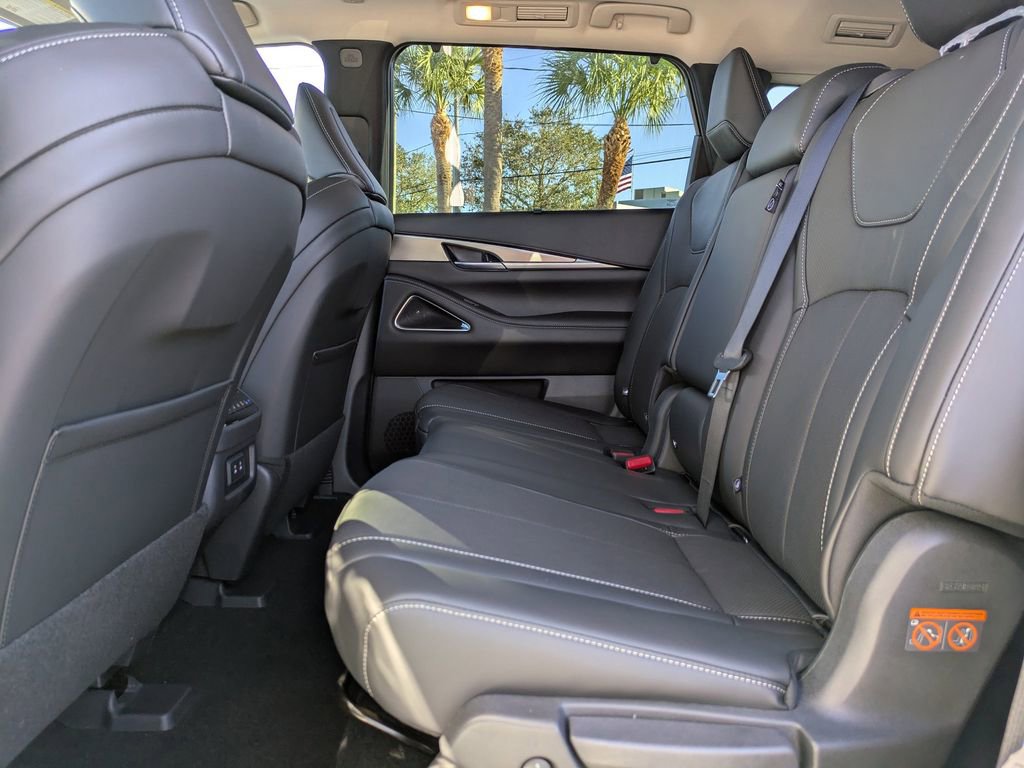 New 2026 INFINITI QX60 Luxe w/ Cargo Package AWD/4WD image 15