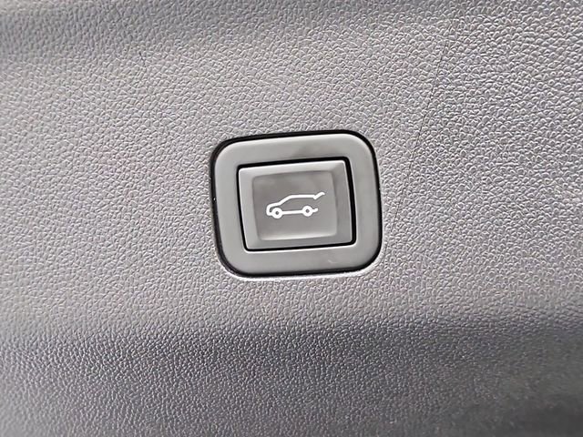 Certified 2024 Cadillac Escalade Sport Platinum image 31