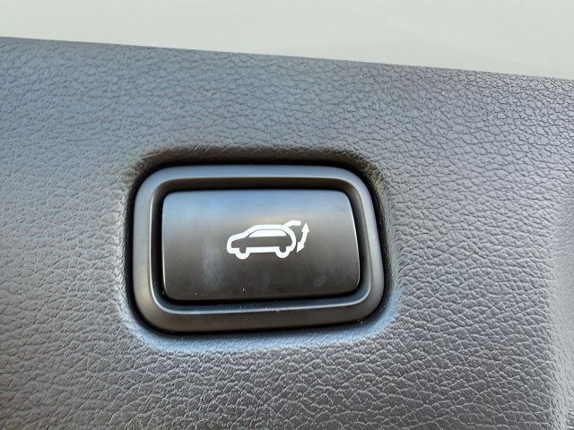 Used 2021 Hyundai Palisade Limited AWD/4WD image 9