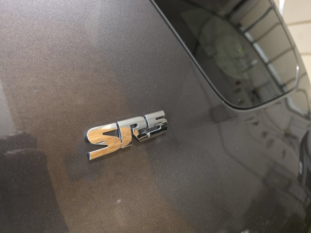 Used 2015 Toyota 4Runner SR5 Premium AWD/4WD image 12