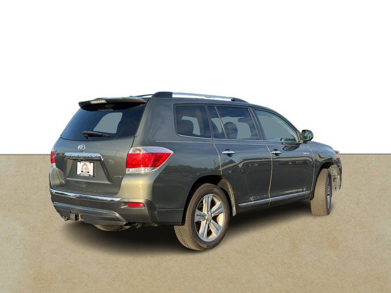 Used 2012 Toyota Highlander Limited w/ Tow Pkg AWD/4WD image 3