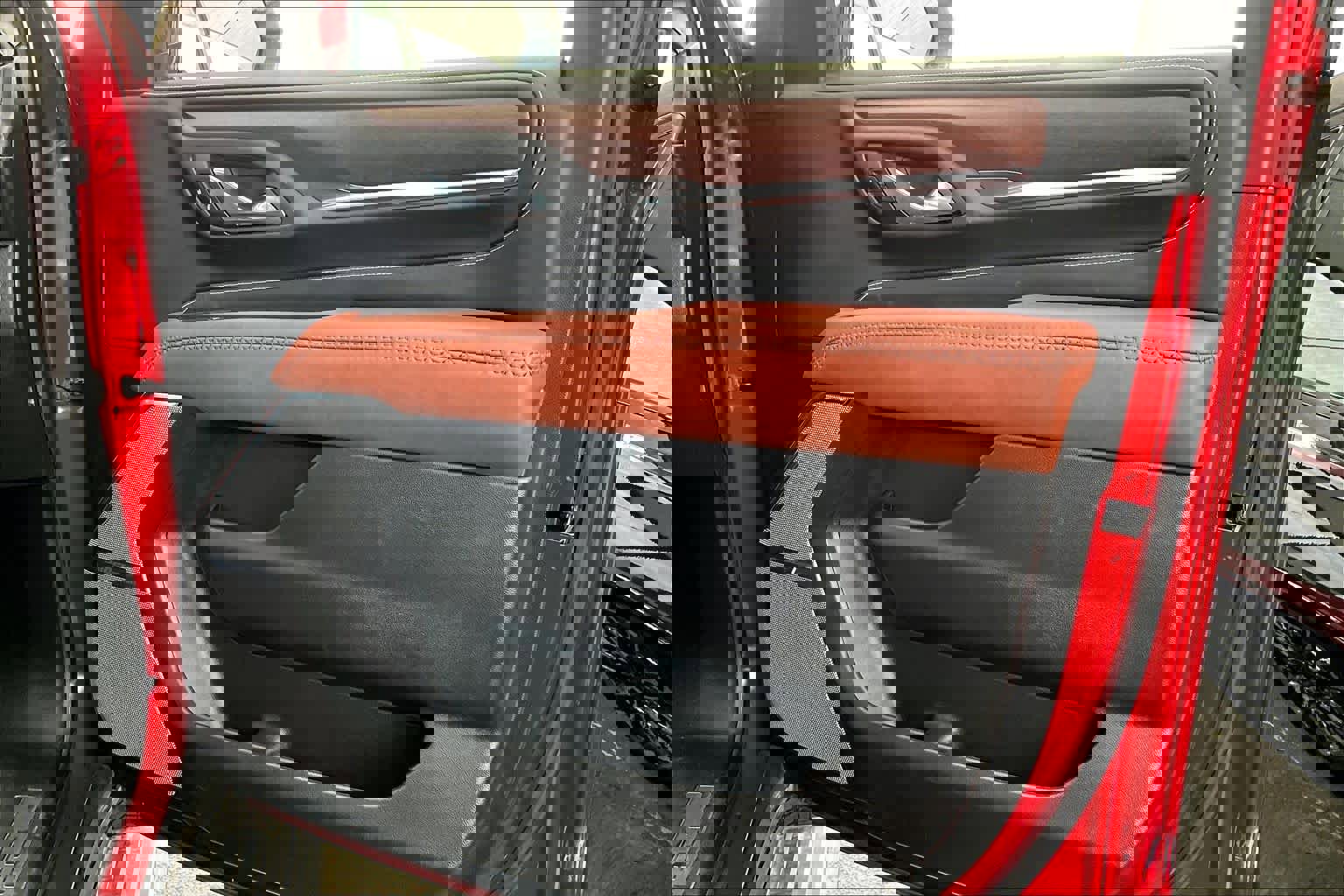 Used 2023 GMC Yukon XL Denali Ultimate image 23