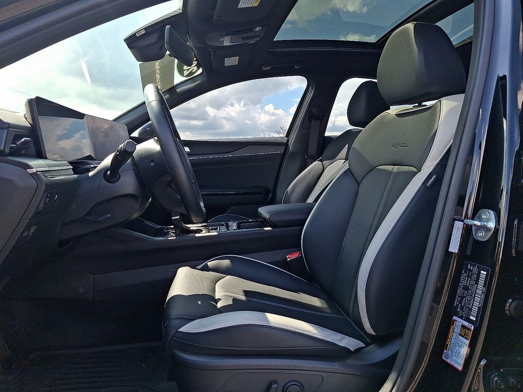Certified 2025 Kia K5 GT-Line w/ GT-Line Premium Package FWD image 14