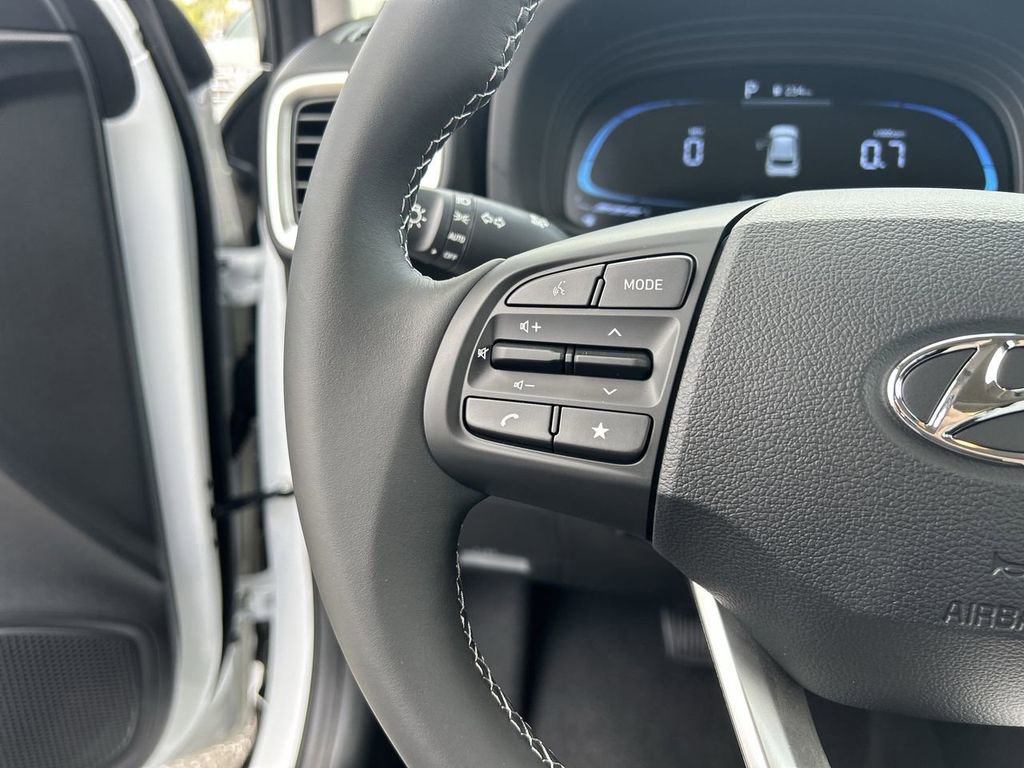 New 2026 Hyundai Venue SEL image 28