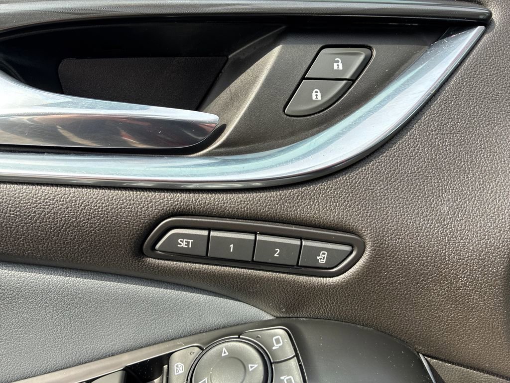 Used 2023 Buick Enclave Premium w/ Experience Buick Package image 15