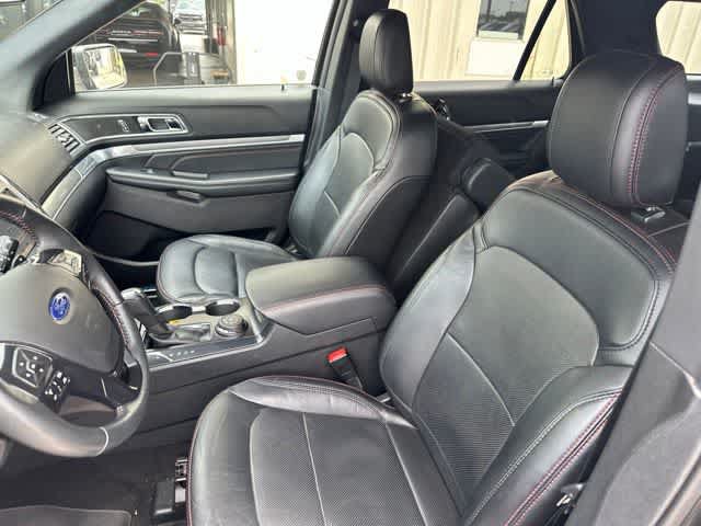 Used 2019 Ford Explorer Sport w/ Equipment Group 401A AWD/4WD image 4