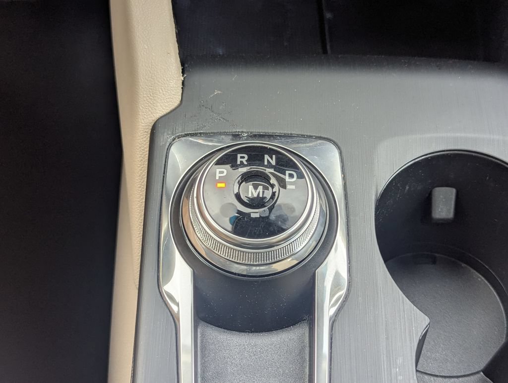 Used 2020 Ford Escape SEL AWD/4WD image 21