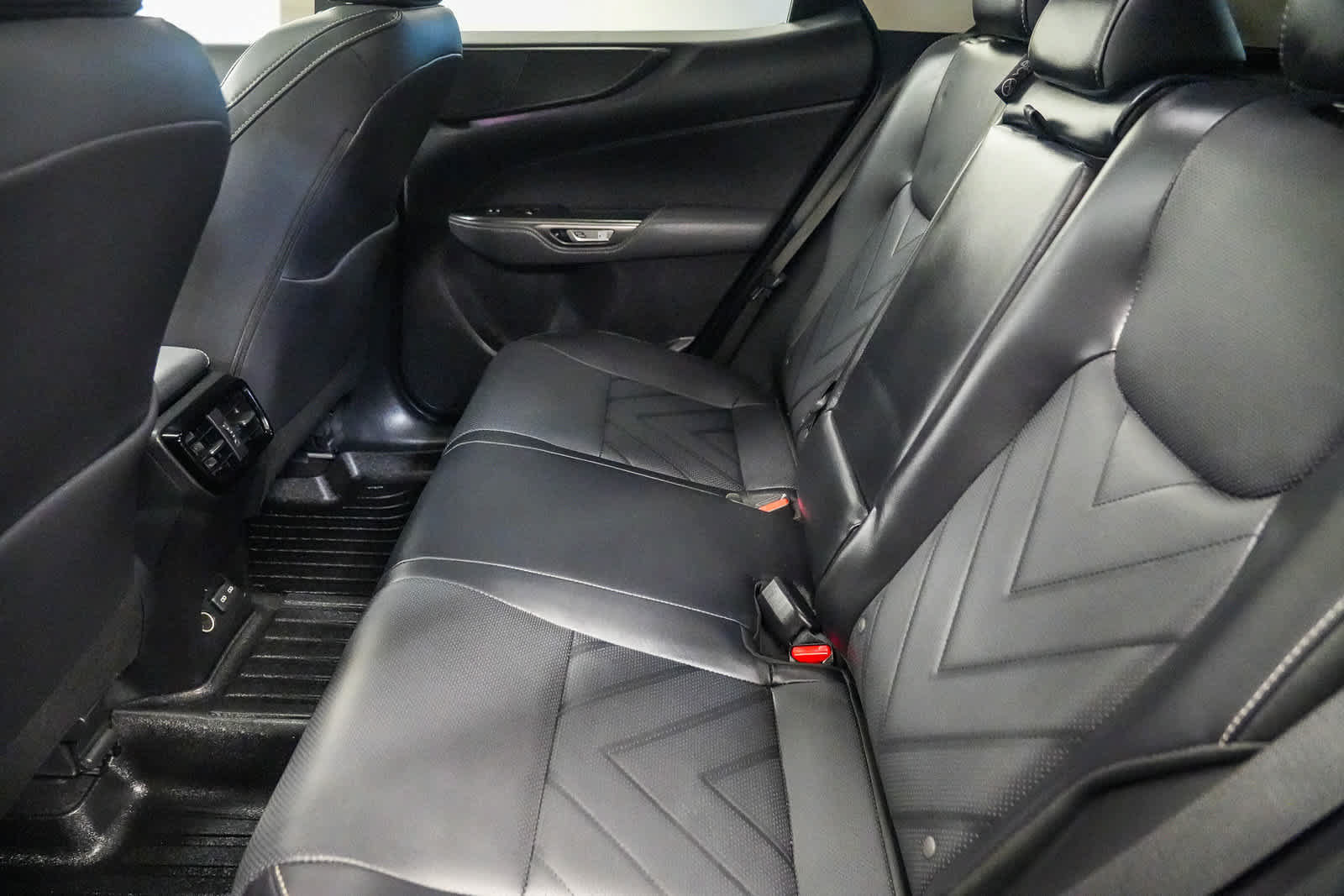 Used 2024 Lexus NX 450h+ AWD w/ Vision Package image 19