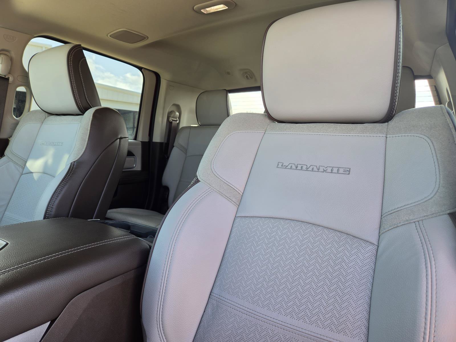 Used 2026 RAM 2500 Laramie AWD/4WD image 30
