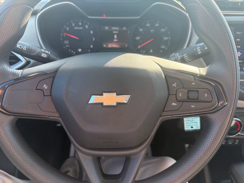Used 2022 Chevrolet TrailBlazer LS AWD/4WD image 19