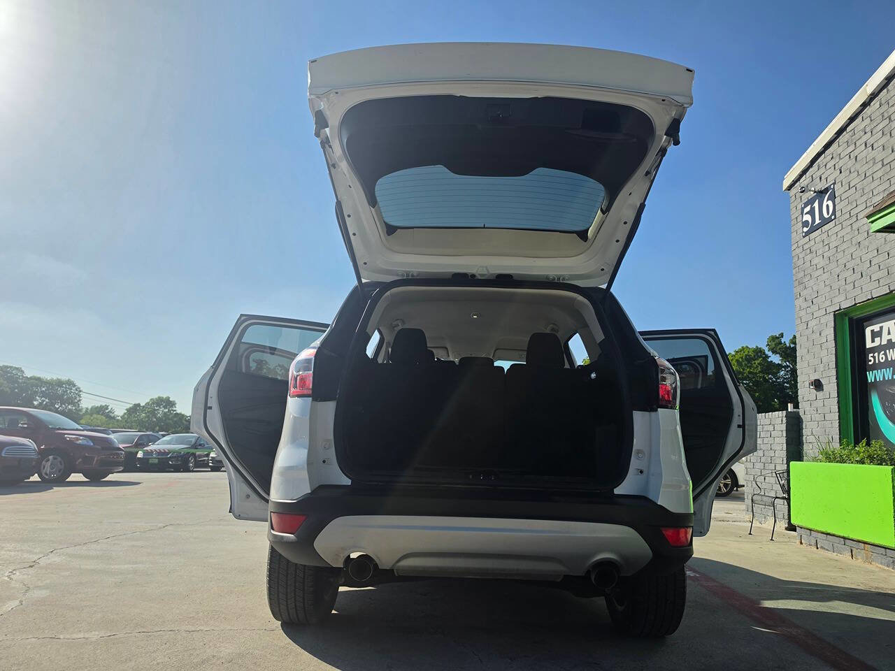 Used 2018 Ford Escape SE w/ SE Sync 3 Package AWD/4WD image 26