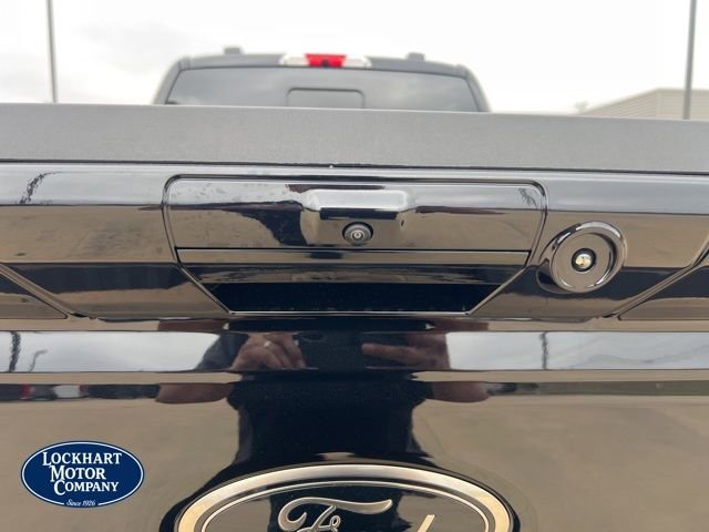 New 2025 Ford F250 XLT w/ Black Appearance Package image 23