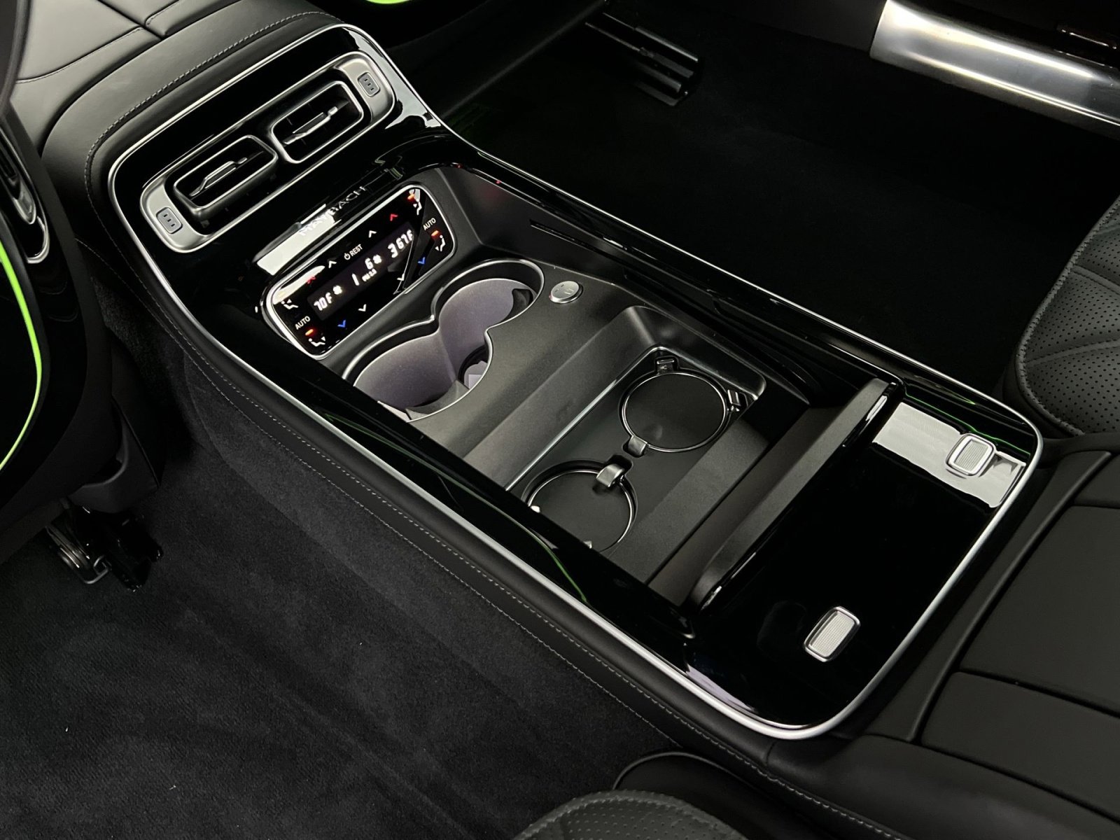 Certified 2025 Mercedes-Benz Maybach S 680 4MATIC image 39