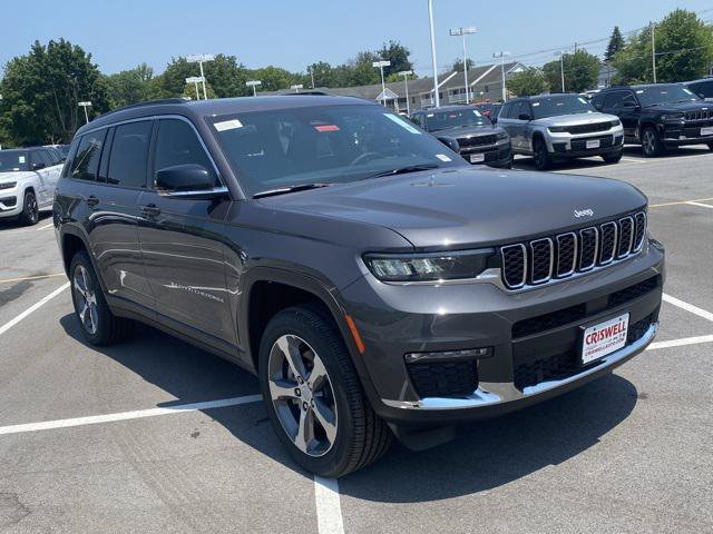 Used 2025 Jeep Grand Cherokee L Limited w/ Luxury Tech Group II AWD/4WD image 2