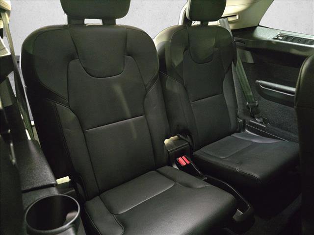 Used 2024 Volvo XC90 B6 Plus w/ Protection Package Premier image 13