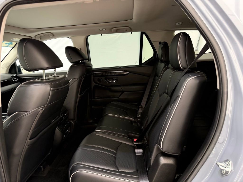 Used 2023 Honda Pilot Elite image 14