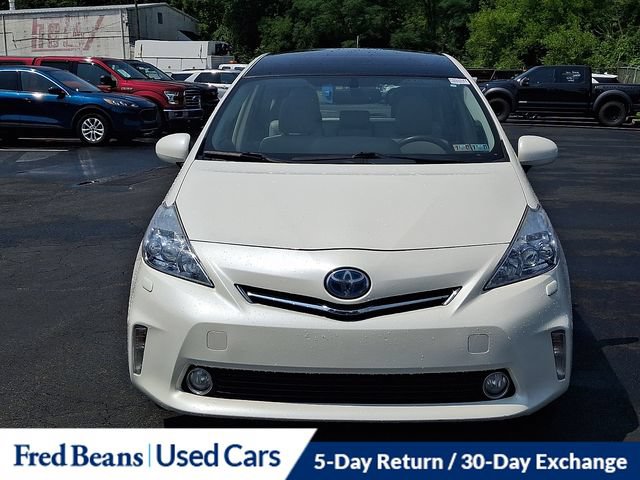Used 2012 Toyota Prius V Five FWD image 3