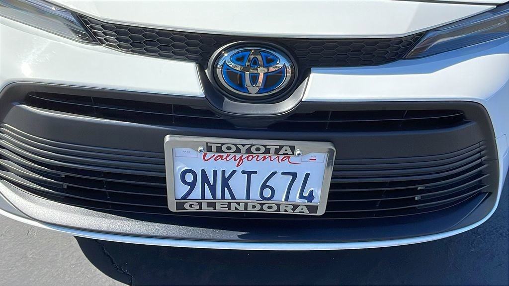 Certified 2024 Toyota Corolla LE image 9