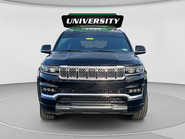 Used 2023 Jeep Grand Wagoneer Series III AWD/4WD image 8