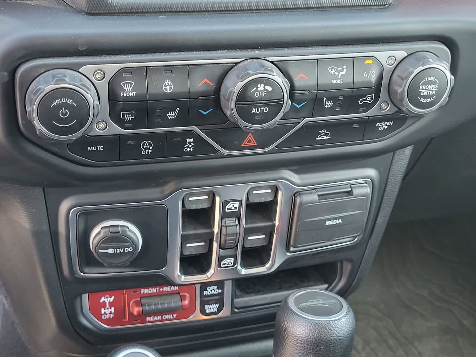 Used 2023 Jeep Gladiator Rubicon w/ LED Lighting Group AWD/4WD image 20