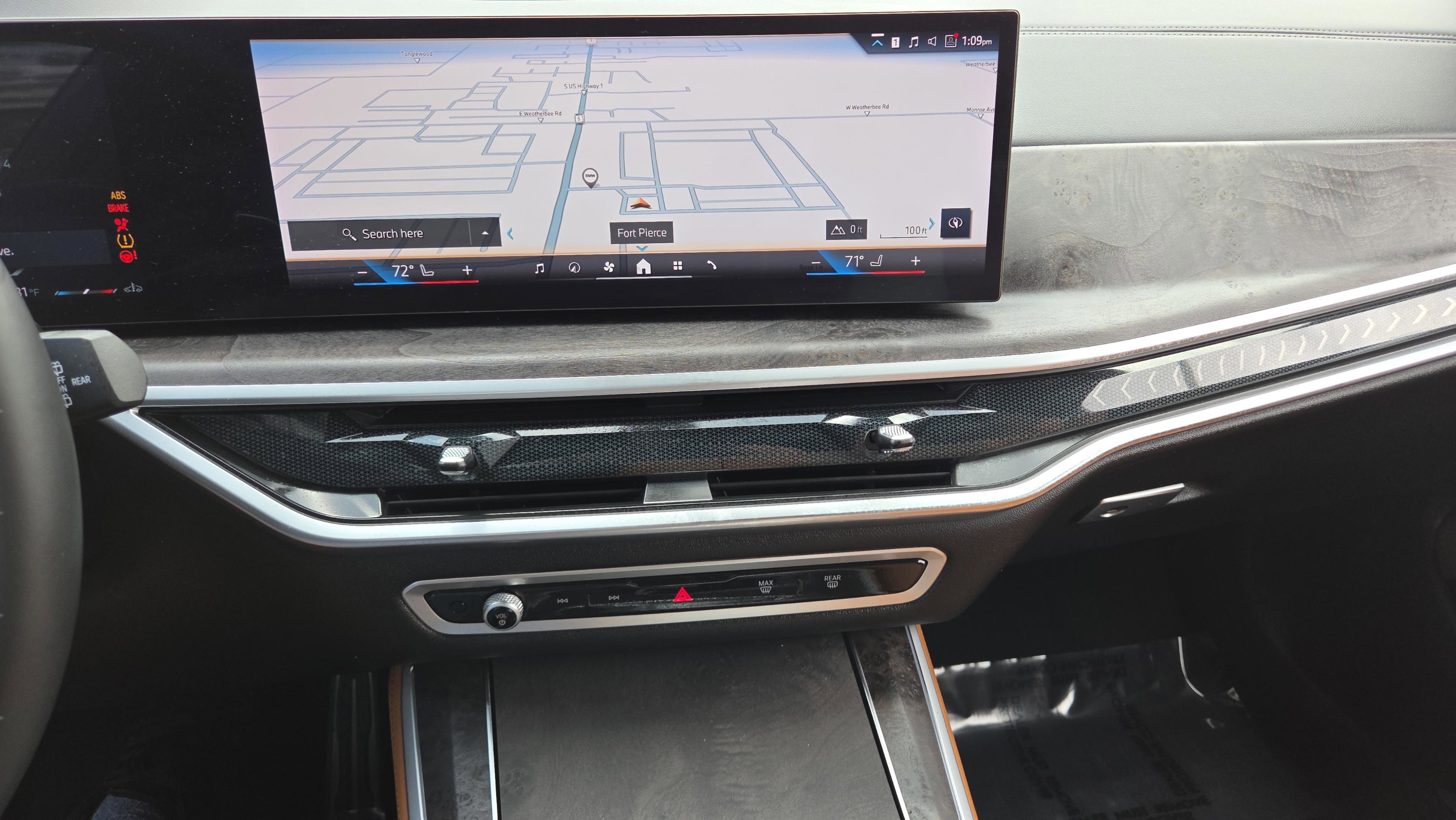 Certified 2024 BMW X5 sDrive40i w/ M Sport Package image 28