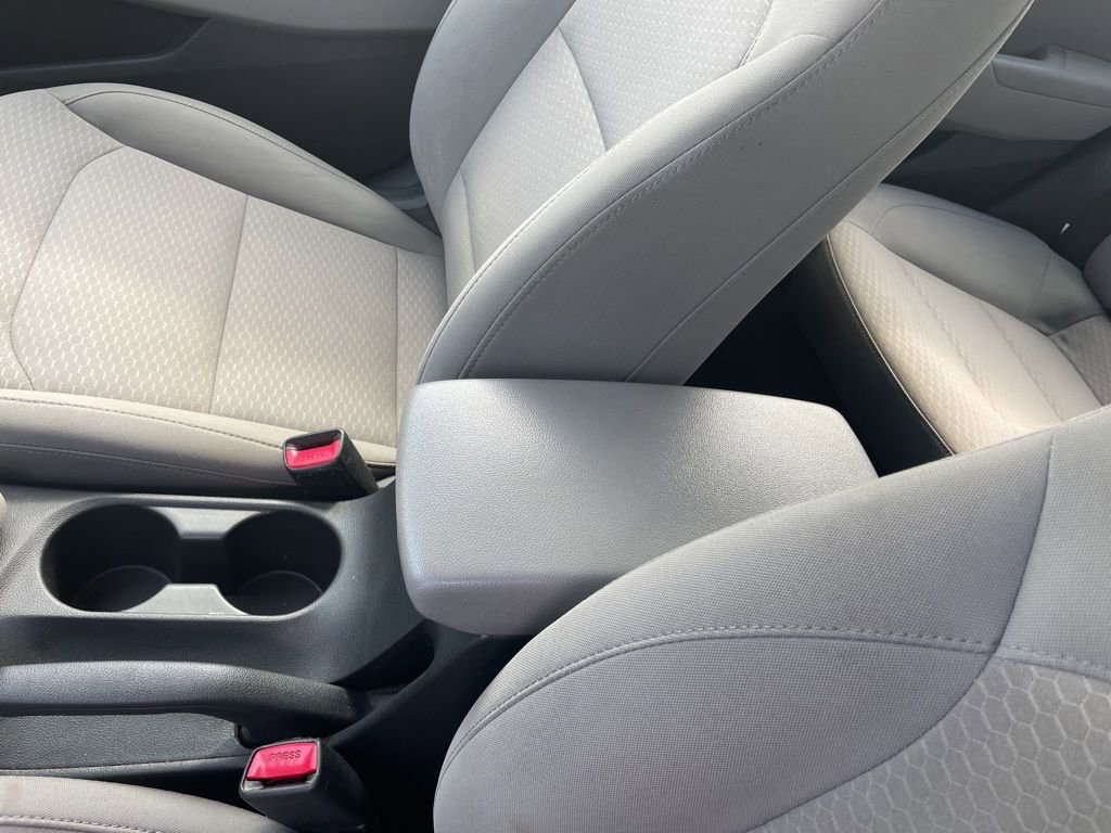 Used 2020 Hyundai Elantra SEL image 21