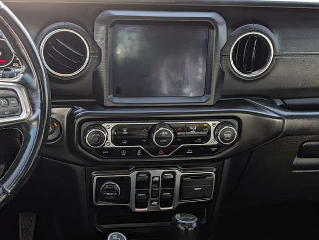 Used 2021 Jeep Wrangler Unlimited Sahara AWD/4WD image 15
