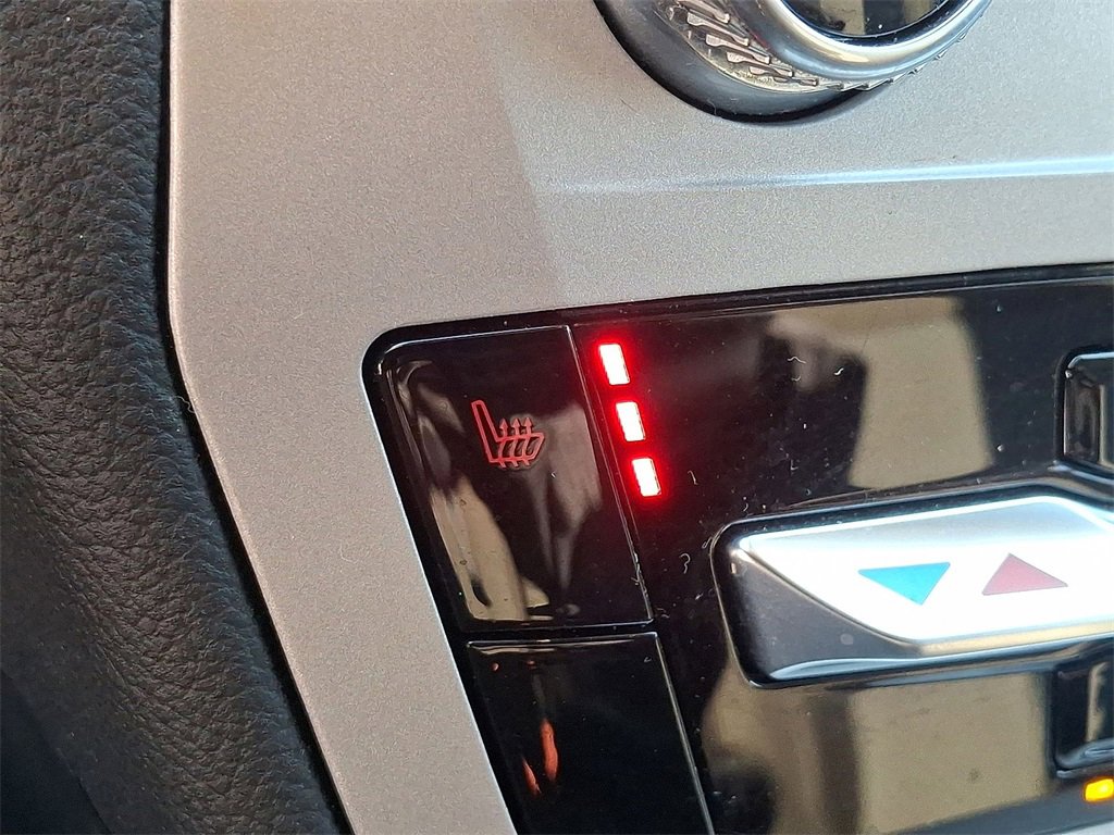 Certified 2023 Ford Explorer XLT image 19