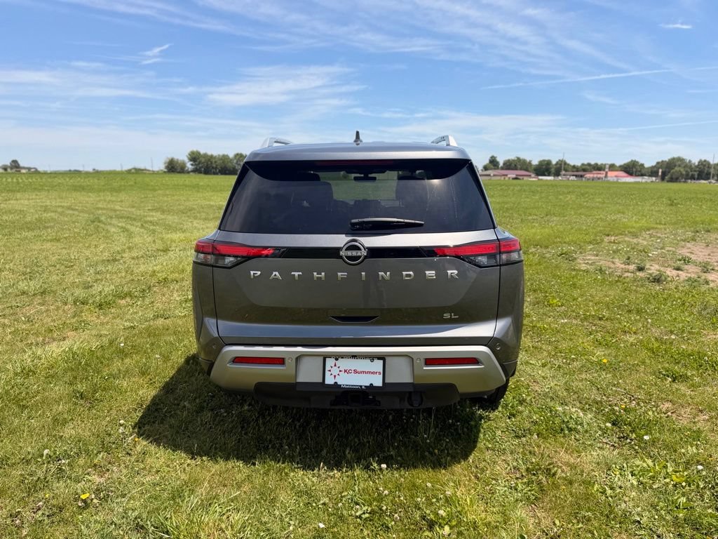 Certified 2025 Nissan Pathfinder SL w/ SL Premium Package FWD image 6