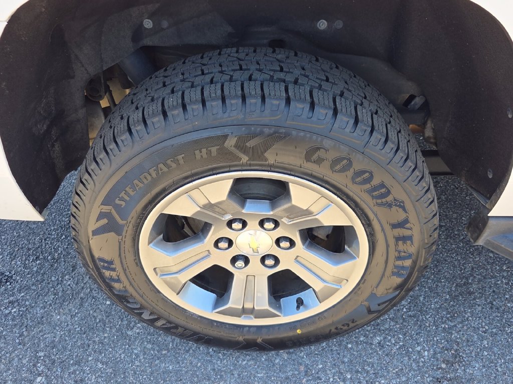 Used 2020 Chevrolet Tahoe LS RWD image 13