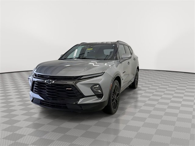 Certified 2023 Chevrolet Blazer RS w/ Driver Confidence II Package image 5