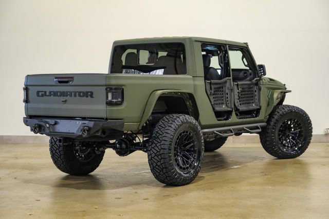 Used 2025 Jeep Gladiator Sport AWD/4WD image 39