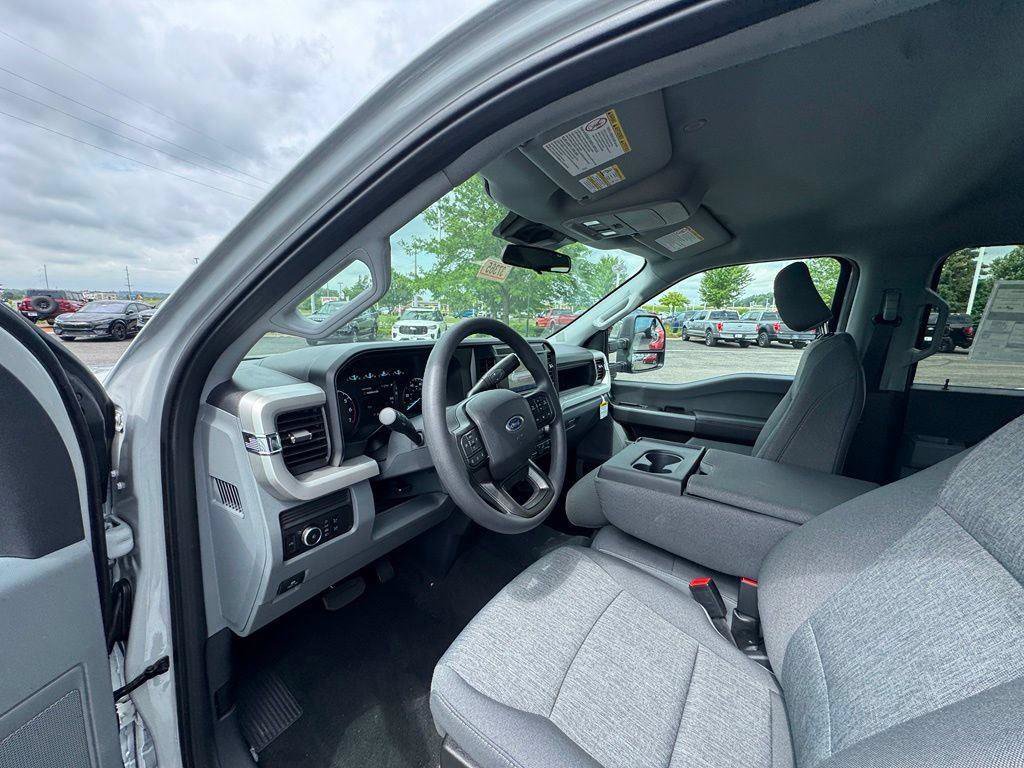 New 2026 Ford F250 XL w/ STX Appearance Package AWD/4WD image 10