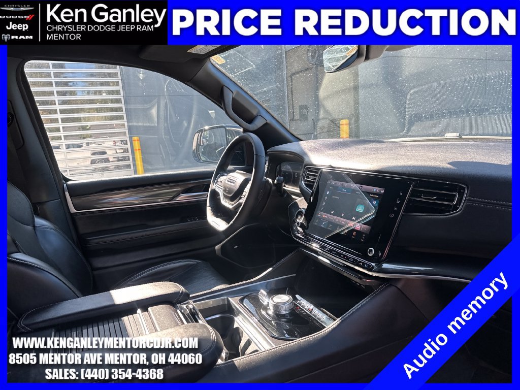 Used 2024 Jeep Wagoneer 4WD image 30
