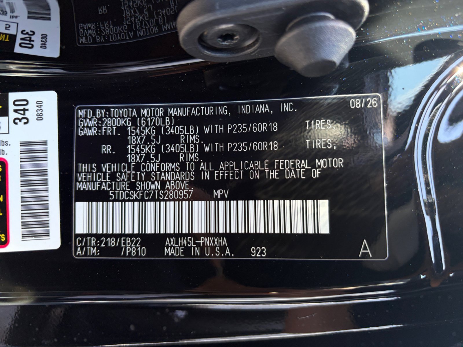 New 2026 Toyota Sienna XLE Woodland Edition AWD/4WD image 25