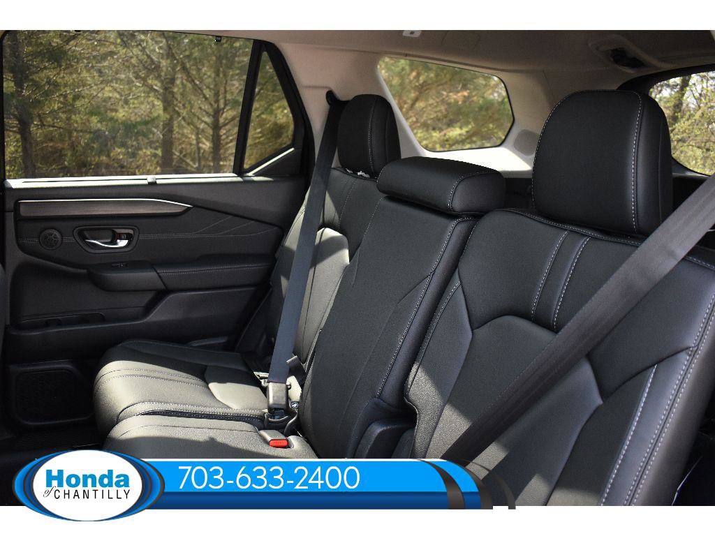 New 2026 Honda Pilot Touring image 30