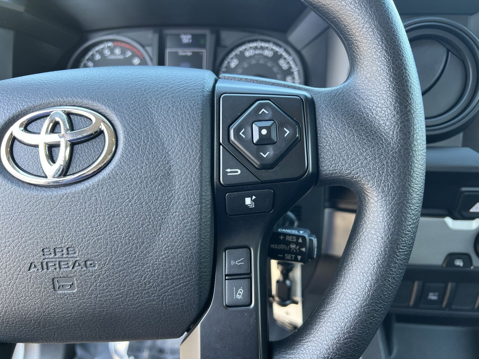 Used 2023 Toyota Tacoma SR image 29