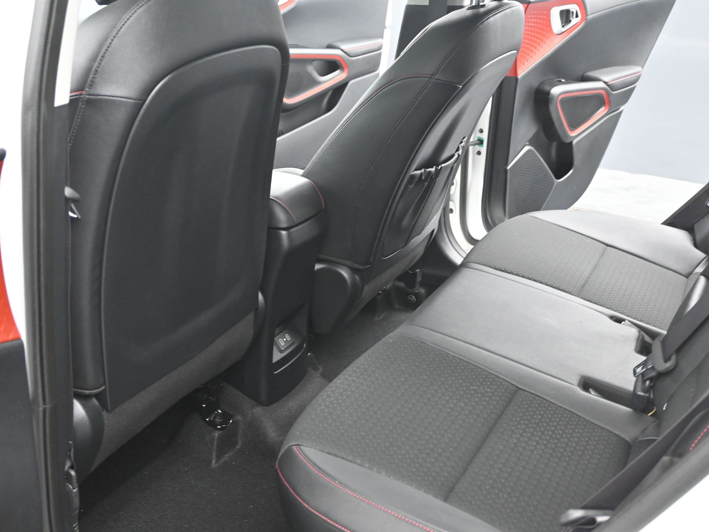 Used 2025 Kia Soul GT-Line w/ GT-Line Technology Package image 15