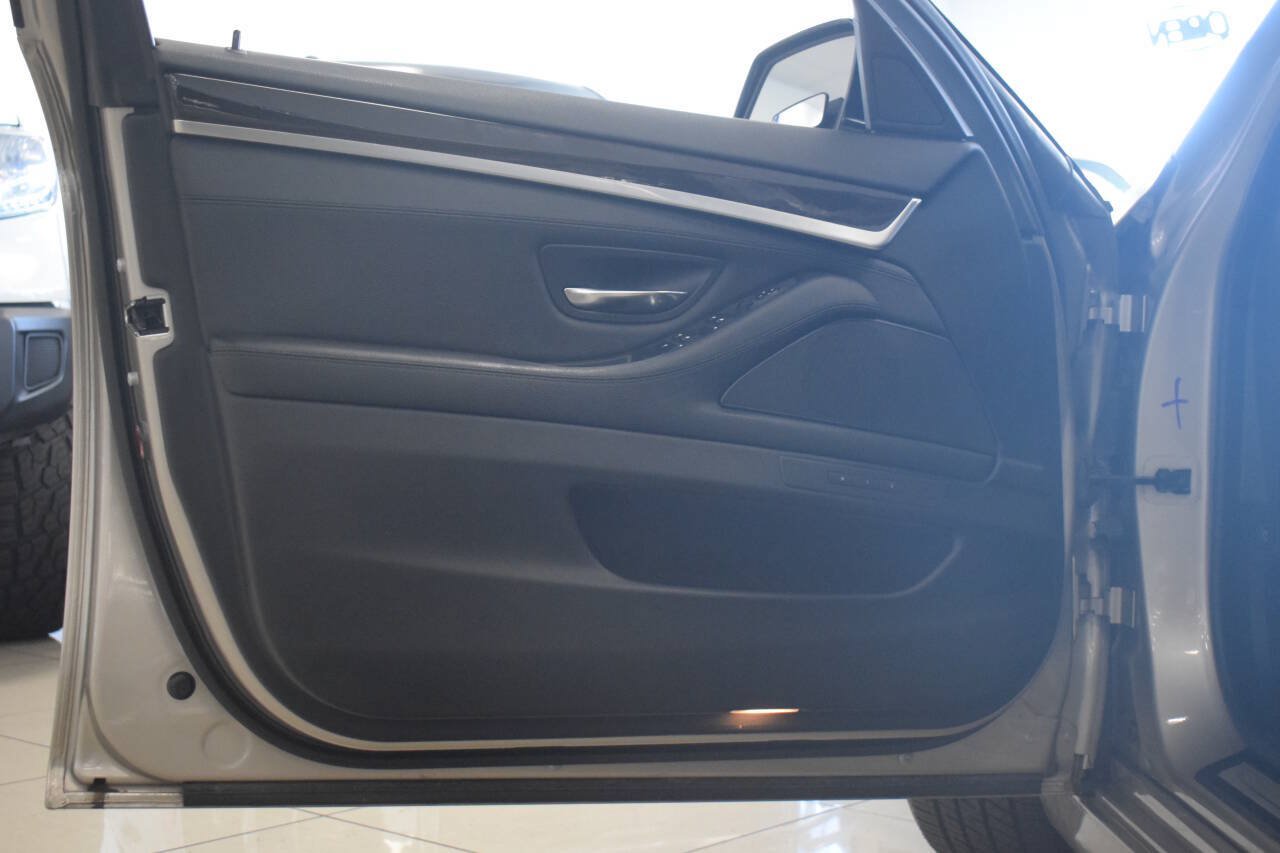 Used 2014 BMW 528i Sedan RWD image 31