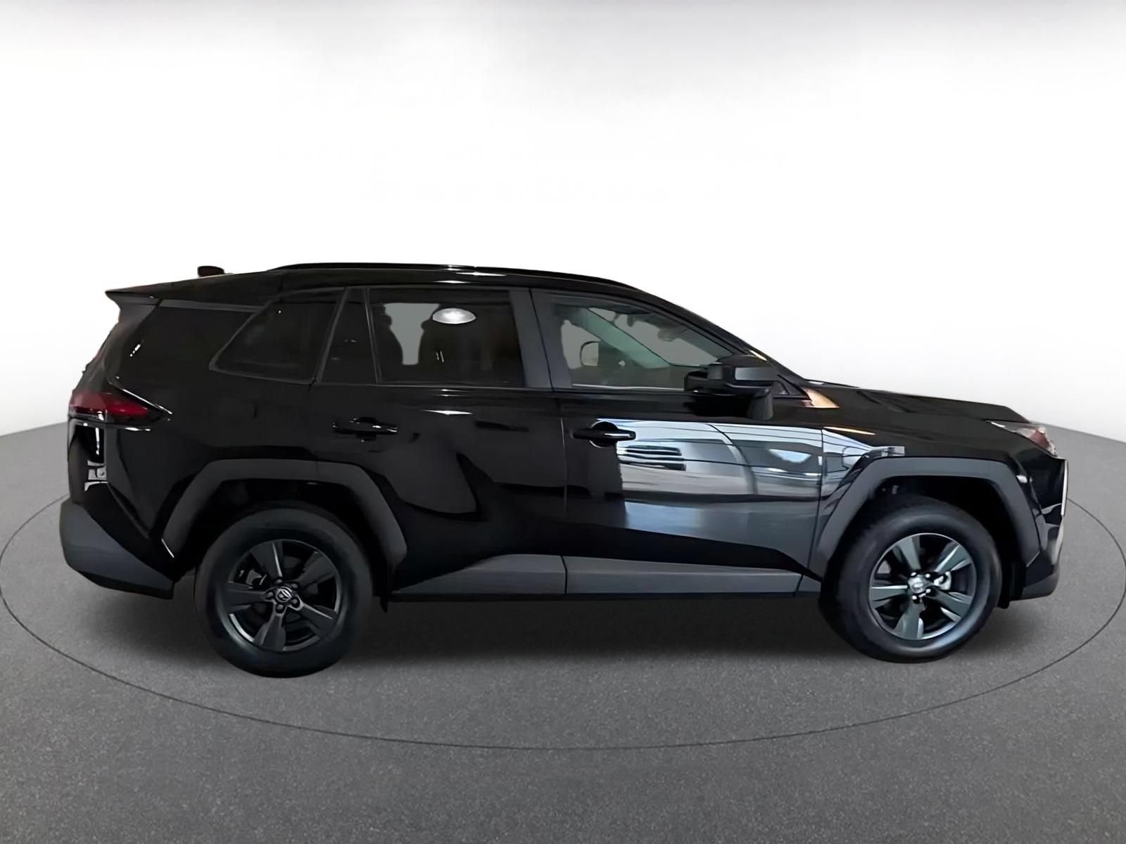 Used 2026 Toyota RAV4 LE AWD/4WD image 13