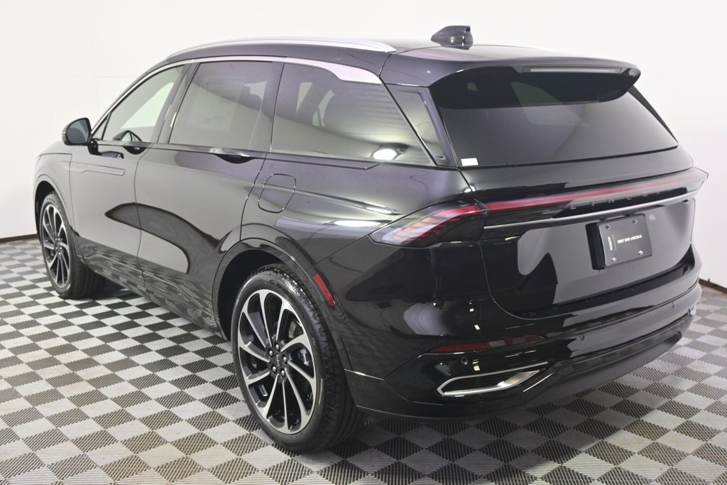 New 2026 Lincoln Nautilus Black Label image 3