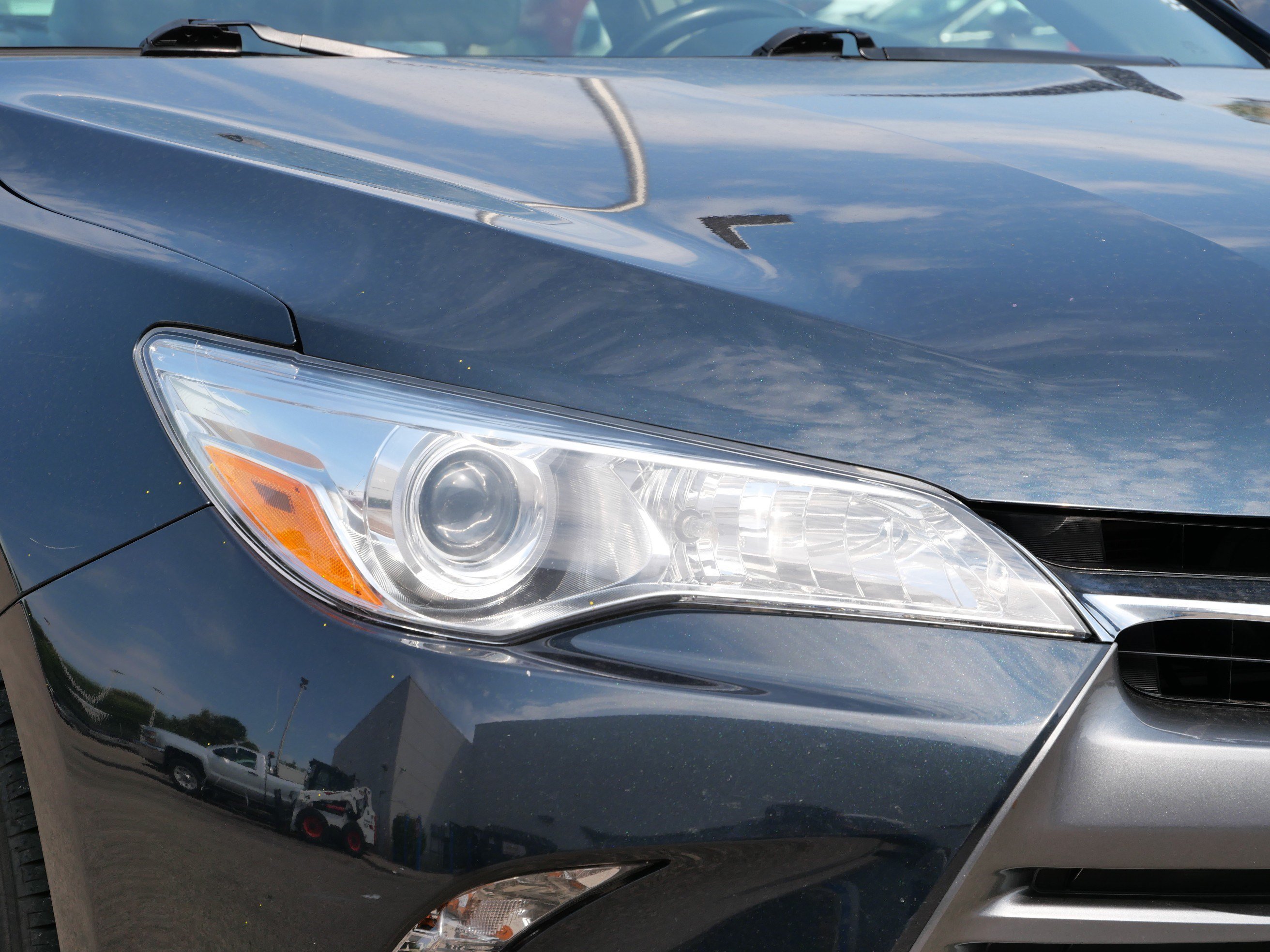Used 2016 Toyota Camry XLE w/ Moonroof Package FWD image 16