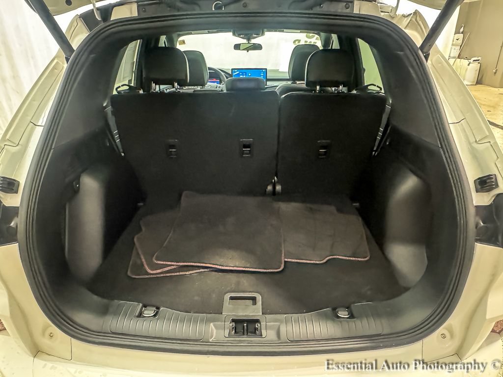 Used 2023 Ford Escape ST-Line w/ Tech Pack #1 AWD/4WD image 22