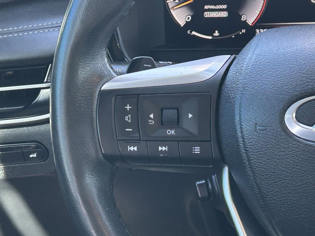 Certified 2023 INFINITI QX60 Luxe w/ Cargo Package image 28