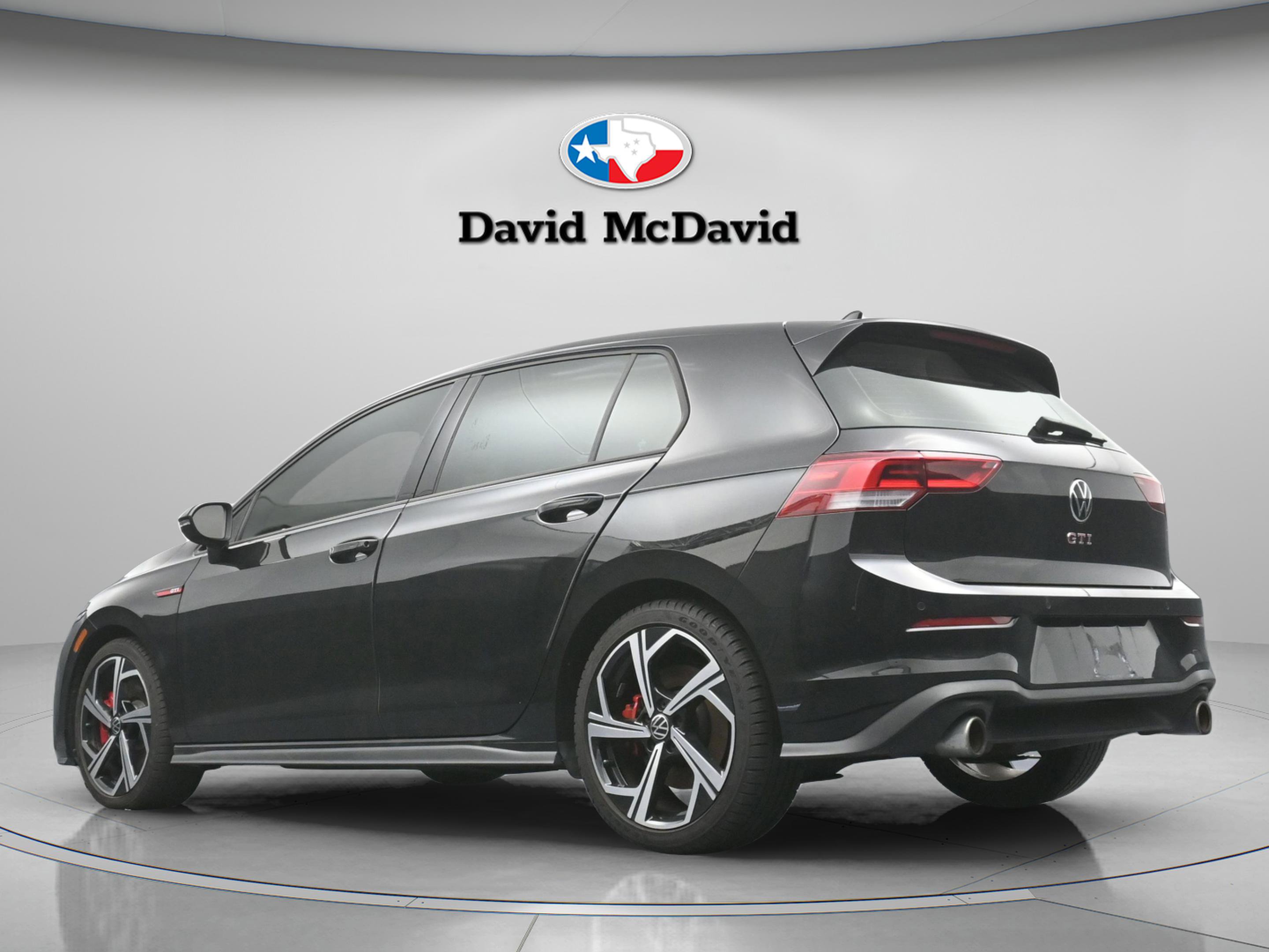 Used 2024 Volkswagen GTI SE FWD image 32