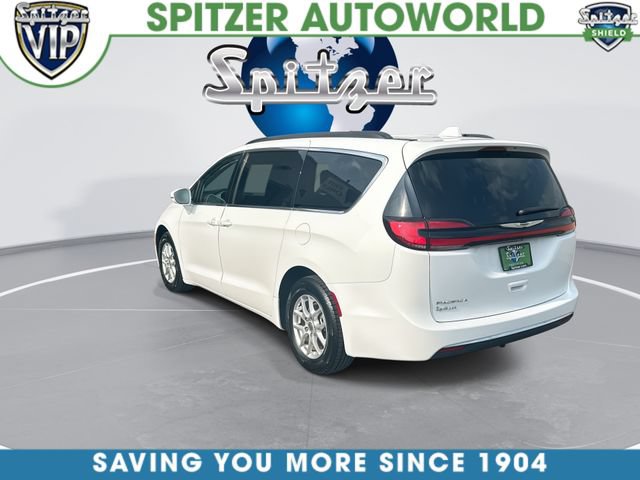Certified 2022 Chrysler Pacifica Touring-L FWD image 7