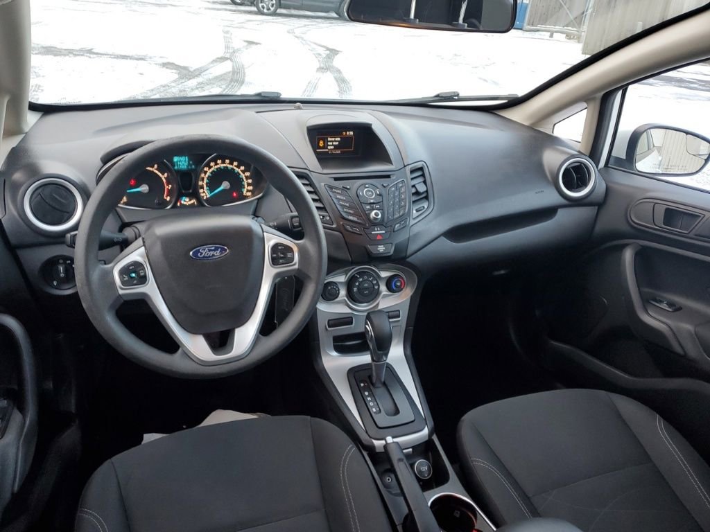 Used 2018 Ford Fiesta SE image 24